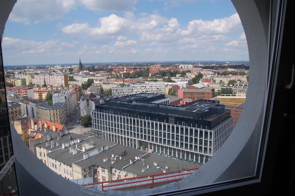 100m2 Penthouse On Of The 1000mb/s, Airc. Apartment