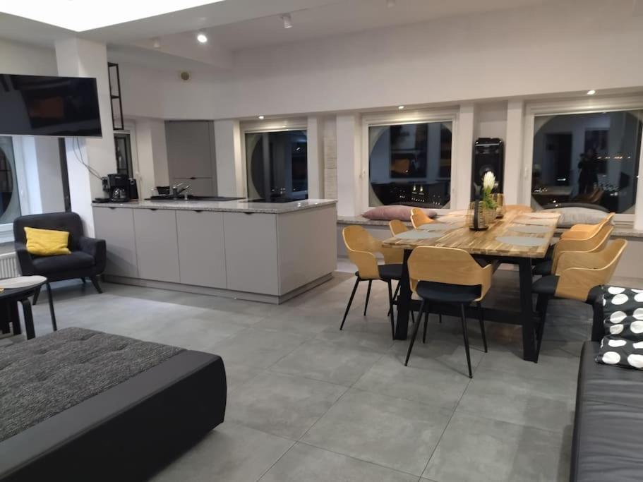 100m2 Penthouse On Of The 1000mb/s, Airc. Apartment Wroclaw